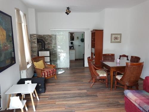 Kamp-Bornhofen Apartment | Haus Rheinglück "Sterrenberg"