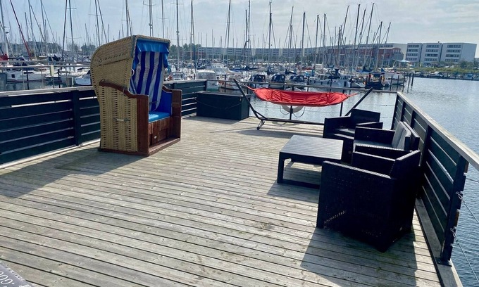 Ostholstein Apartment | Hausboot für 5 Gäste mit 50m² in Fehmarn