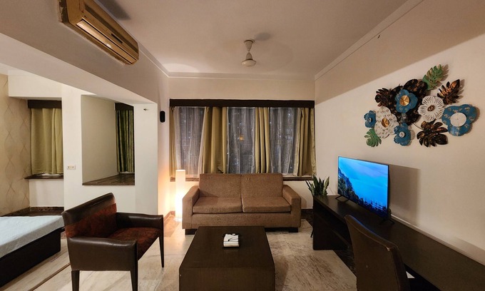 Indirapuram Apartment | Havana Suite Appartment