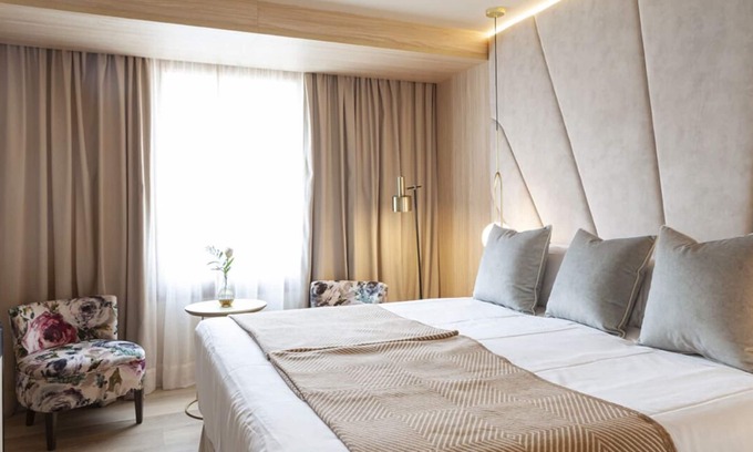 Sant Nicolau House | Have a Tour! 3 Comfortable Units Near Royal Palace of La Almudaina, Pet-friendly