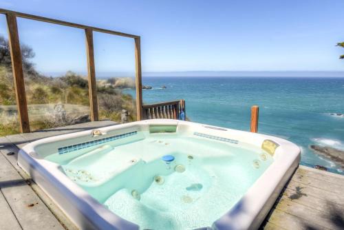 Gualala House | Haven's View With Stunning Ocean Views