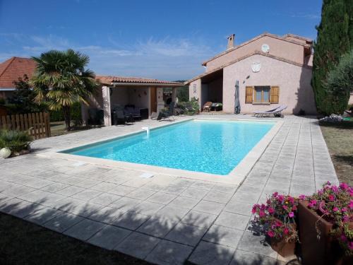 Salaise-sur-Sanne House | HAVRE DE PAIX à SALAISE SUR SANNE (38)