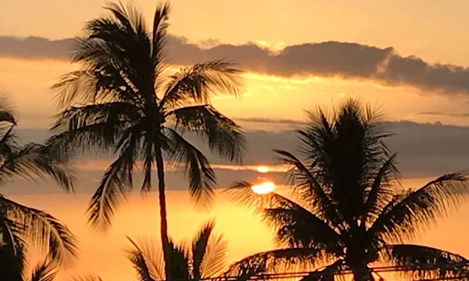 Kailua-Kona Condo | Hawaiian Family Hale at Gates Beach with a heated pool