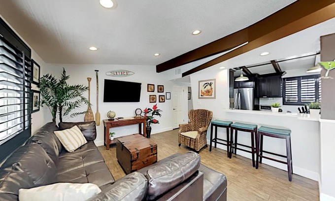 Hermosa Village House | Hawaiian Paradise