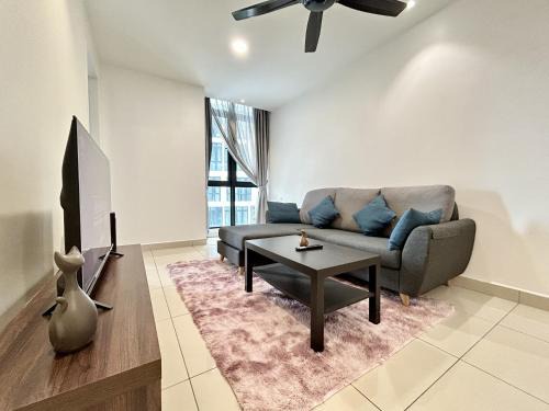 Ara Damansara Apartment | HD 1-8pax 2K1Q beds Ara Damansara near Subang Airport