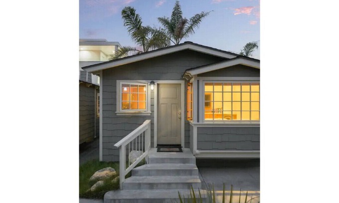Downtown Cottage | Hear the waves from our cottage! Perfect for couples with 2 kiddos
