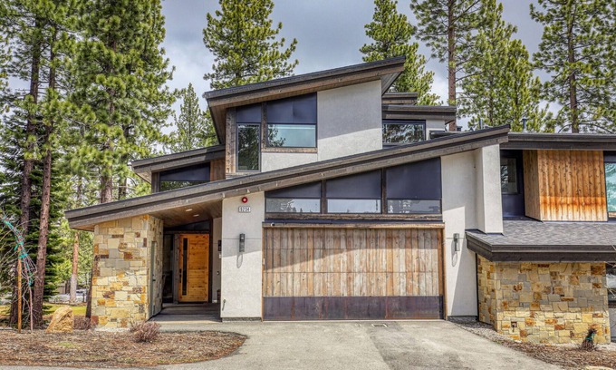 Ponderosa Palisades House | Heartwood Highview, 4 BDR, Schaffer's Mill Club Amenities, Golf & Ski!