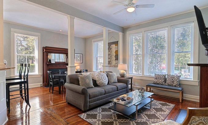Historic Downtown Savannah Apartment | Heated Pool Access | 5*Clean | Flex Cancelation