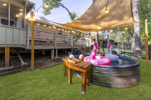 North Park Estates House | Heated Pool Game Room Firepit Domain Q2 Stadium