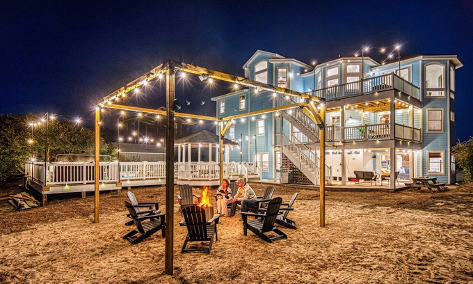 Carova Beach House | Heated pool,hotub Sept special, firepit ocean view, Wild Horses, 6 bed 7 baths