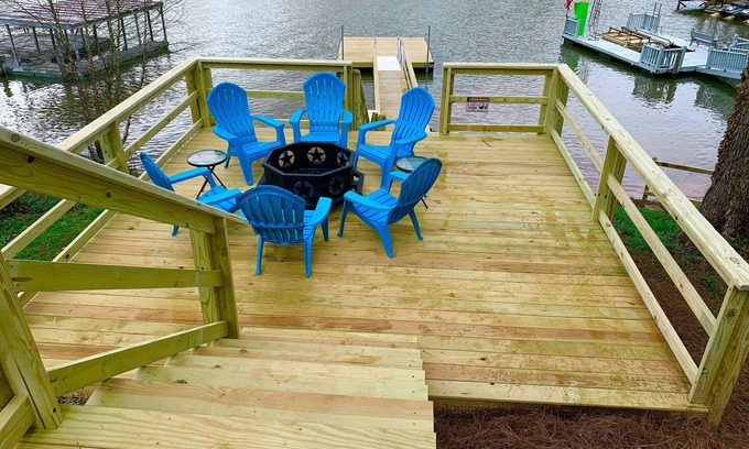 Conover House | Heavenly Harbor - Lake Life at its Best!