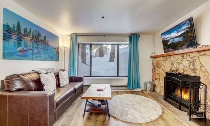 Tahoe Village Condo | Heavenly Mountain Lake Retreat Near Hiking & Biking