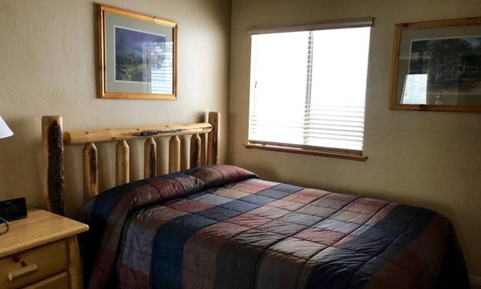 Tahoe Village Condo | Heavenly Perennial VC-2B Tahoe Village, NV.