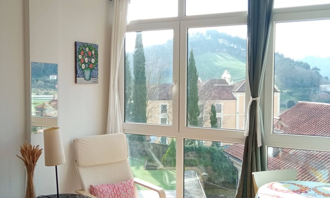 Limpias Apartment | Helle Ferienwohnung in Limpias, Cantabrien mit Schöne Aussicht