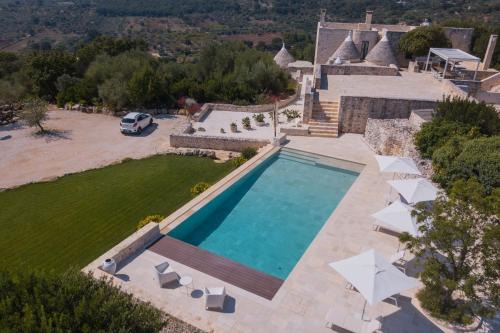 Cisternino Villa | HelloAPULIA - Masseria Minetta - Infinity Saltwater Pool & Scenic View