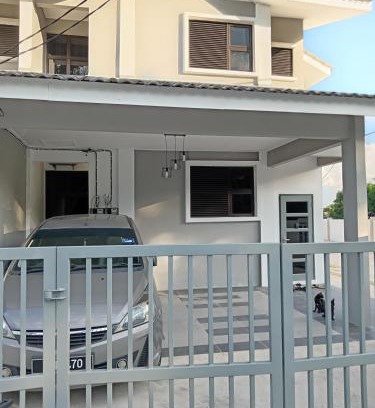 Kampung Batin House | HELLOKITTY HOUSE - Unit 3
