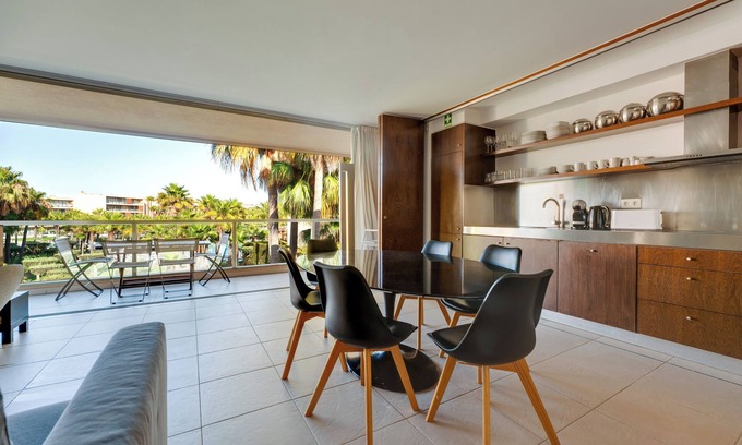 Salgados Apartment | Herdade dos Salgados. 5*apt. 3 min to the Beach, FREE Wi-FI, 7 Swimming Pools