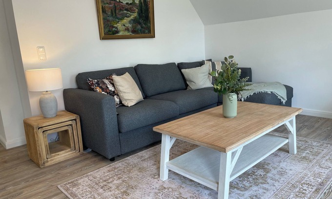 Deimern Apartment | Hermine vacation apartment with far-reaching views of nature