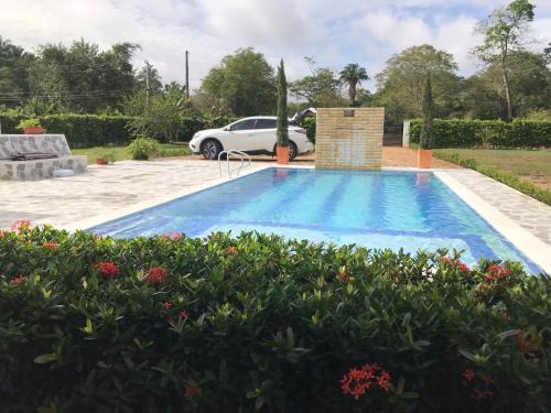 Melgar House | Hermosa Casa de campo grande con aire acon,wifi,piscina,billar !villa ensueño !