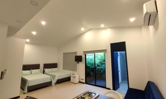 Cali Apartment | Hermoso aparta estudio 202 santa monica