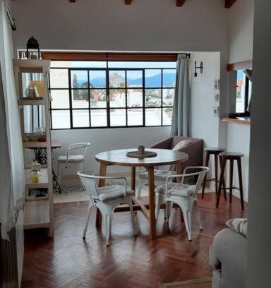 Salta Apartment | Hermoso departamento céntrico en ultimo piso, con cochera