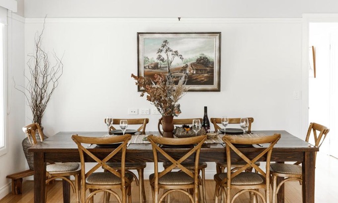 Warburton House | Hey Little Joe - Cosy Retreat with Mountain Views