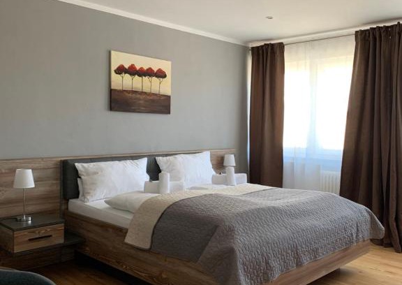 Neustadt-Hambach Hotel | HGH - Hotel Garni Helbig