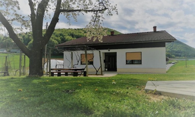 Slovenske Konjice House | Hiša Žičanka