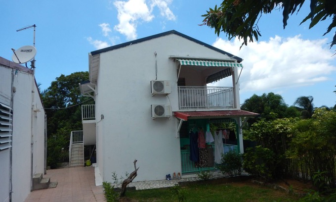 Malendure House | Hibiscus Apartment