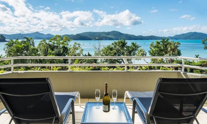 Hamilton Island Apartment | Hibiscus Lodge 108, Hibiscus Lodge 108 on Hamilton Island
