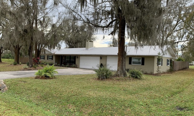 Wauchula House | Hidden Pet Friendly Gem!