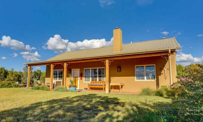 Tesuque House | Hidden Santa Fe Gem - Nestled in Tesuque Hills!