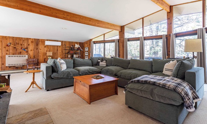 Pocono Pines House | Hidden Treasure Chalet Hot Tub | Game Room
