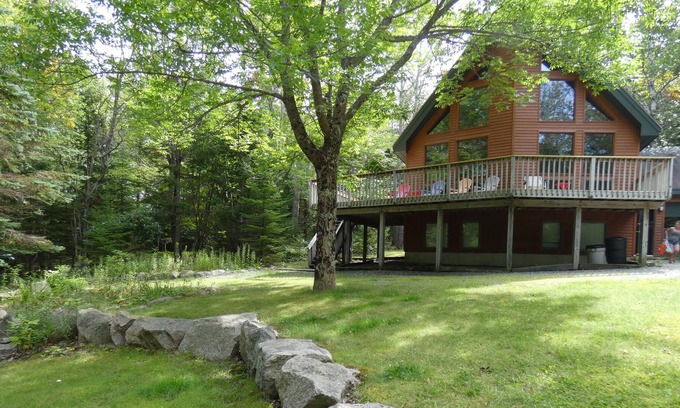 Bar Harbor Ski Chalet | Hideaway Chalet, Beautiful Cedar home abutting Acadia National Park