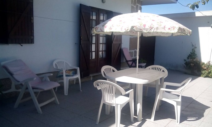 Povoa De Varzim Villa | Hidranjas Guest House - relax between the beach and the park! - Free Wifi