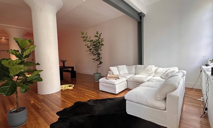 SoHo Apartment | High-end design loft in Soho, New York