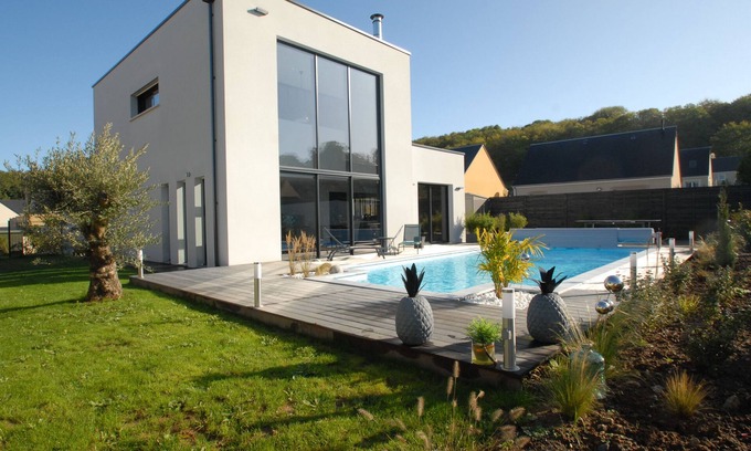 Commes House | HIGH-END MODERN VILLA WITH PRIVATE POOL IN THE HEART OF OMAHA BEACH