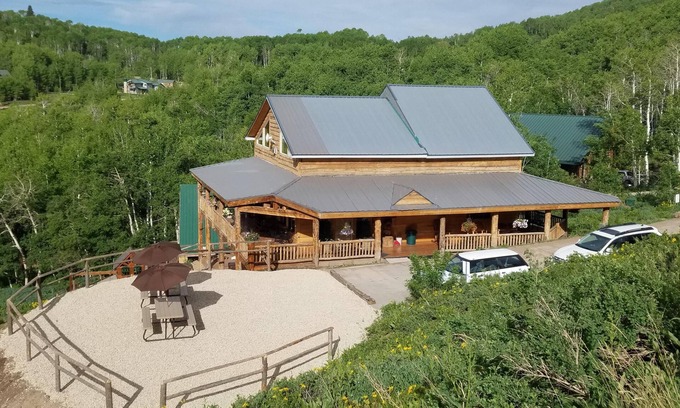 Tollgate Canyon Cabin | High Mountain Cabin, Spectacular Views, Minutes from Park City + Bunk House
