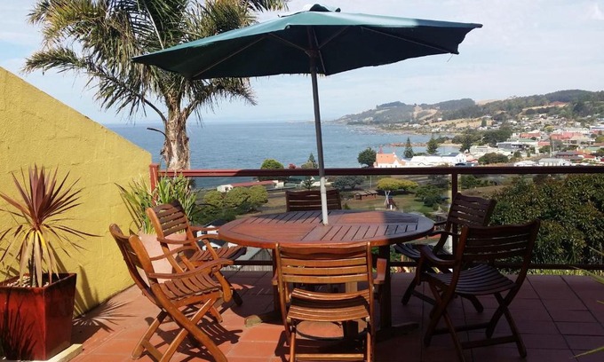 Penguin Bed & Breakfast | High On Penguin