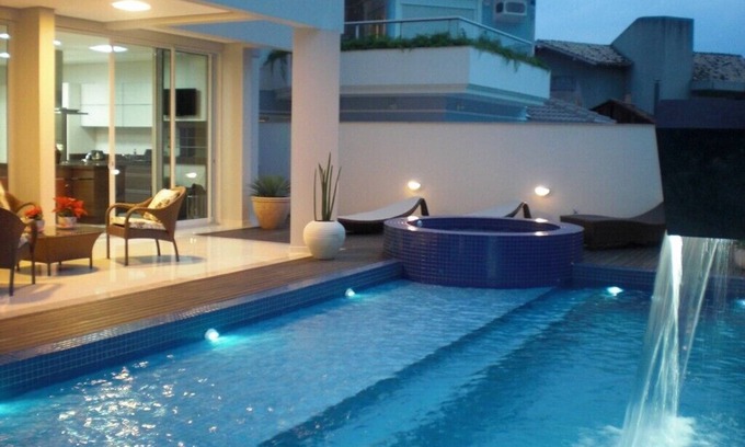 Jurere Internacional House | High standard Jurerê international house - 7 rooms - swimming pool - heated jacuzzi
