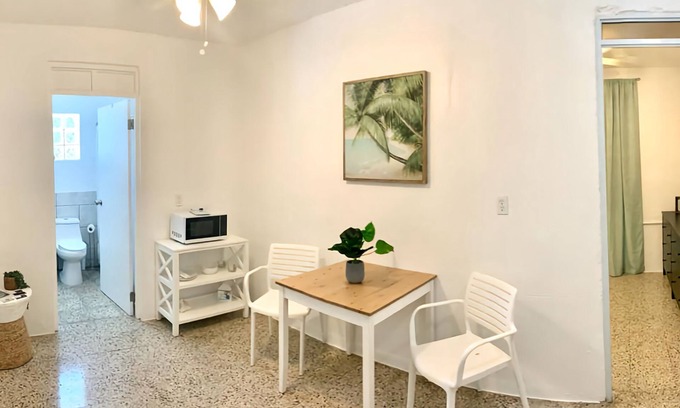 Lajas Apartment | High Tide Guesthouse, Parguera
