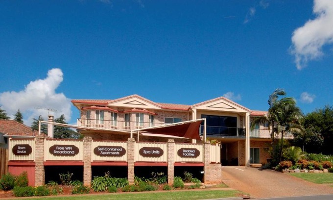 South Toowoomba Hotel | Highlander Motor Inn