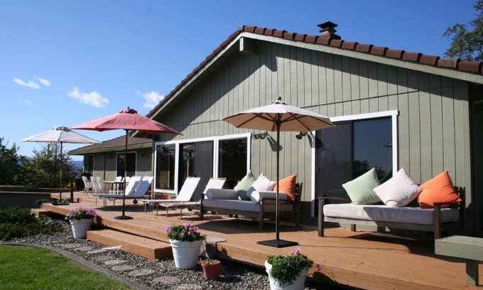 Geyserville House | Highly Rated, Contemporary Wine Country Home with Sweeping Views