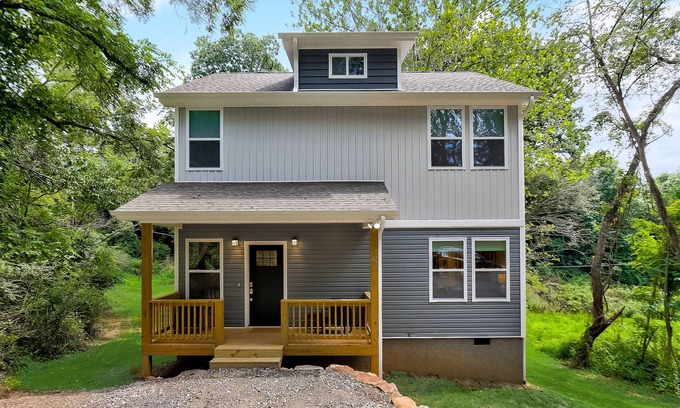 Woodfin House | Hillcrest Hideaway - Entire House