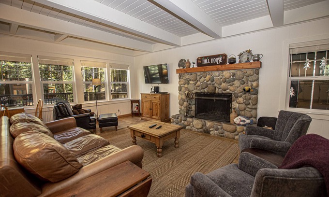 Homewood House | Hillhouse by Hauserman Rental Group