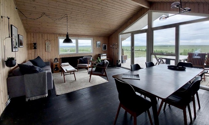 Reykholt House | Hilltop Cabin Hekla - Golden Circle - Geysir - Mountain View