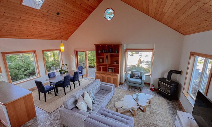 Tofino House | Hilltop Red House-Marina, View, Downtown, Pet, BBQ