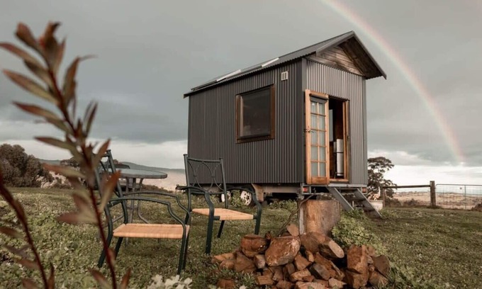 Tallarook House | Hilltop Tiny House by Tiny Away