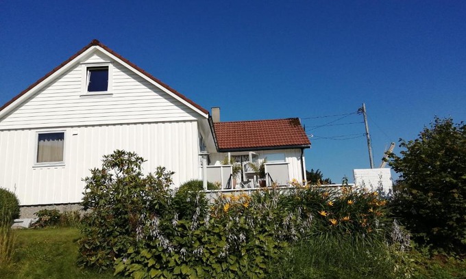 Nedstrand House | Himahuset