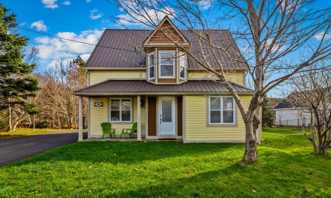 Holyrood House | Historic 3br W Modern Comforts In Holyrood